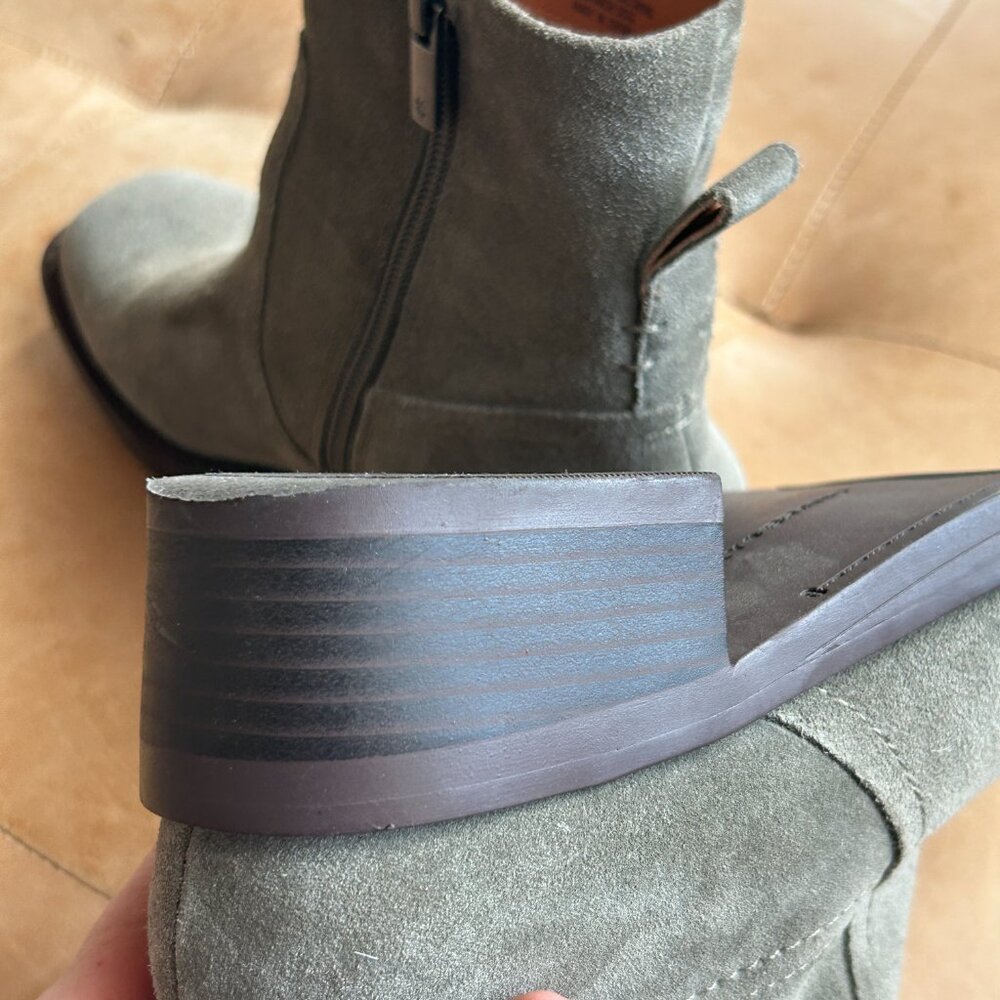 Lucky Brand Suede Ankle Boots Earthy Minimal Classic, US 4.5 - Picture 13 of 13